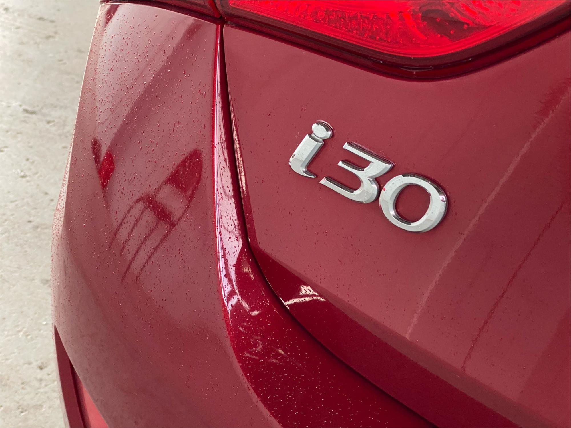 2016 HYUNDAI i30 9