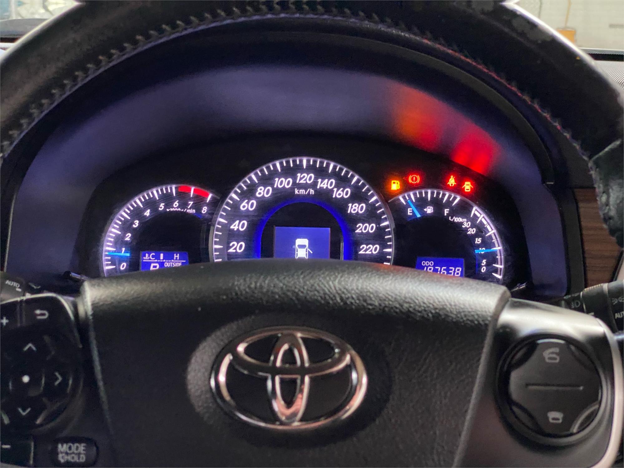 2013 TOYOTA AURION 10