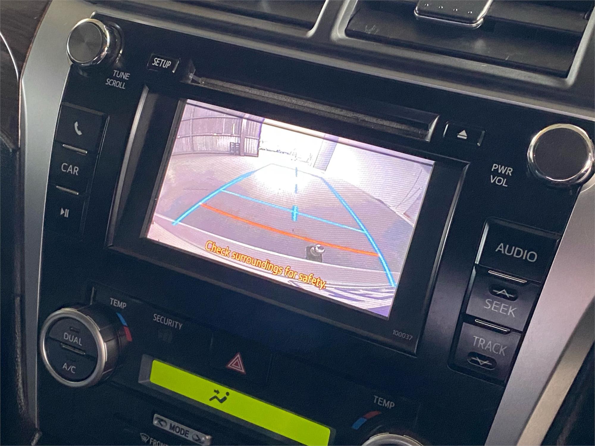 2013 TOYOTA AURION 11