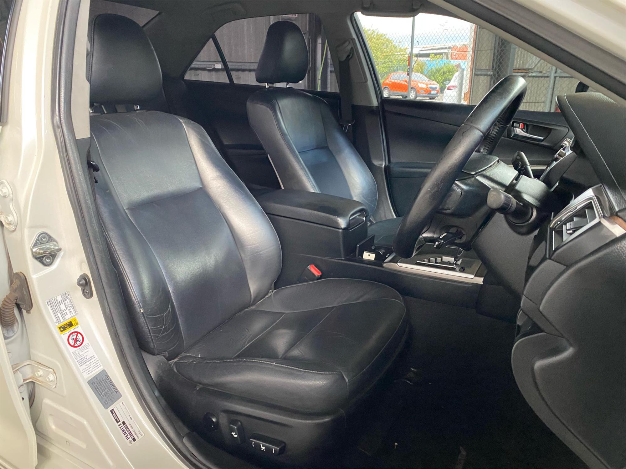 2013 TOYOTA AURION 13