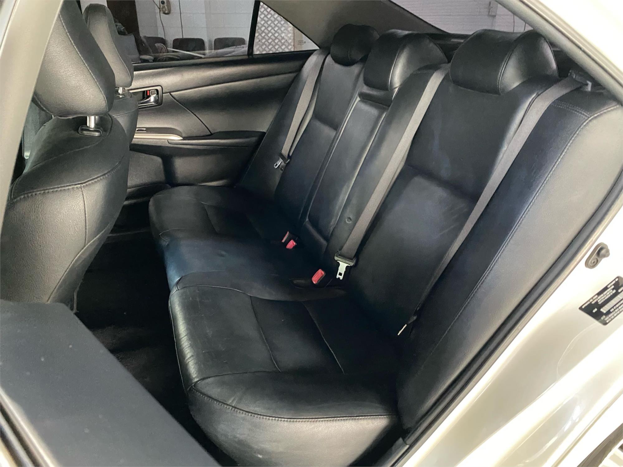 2013 TOYOTA AURION 16