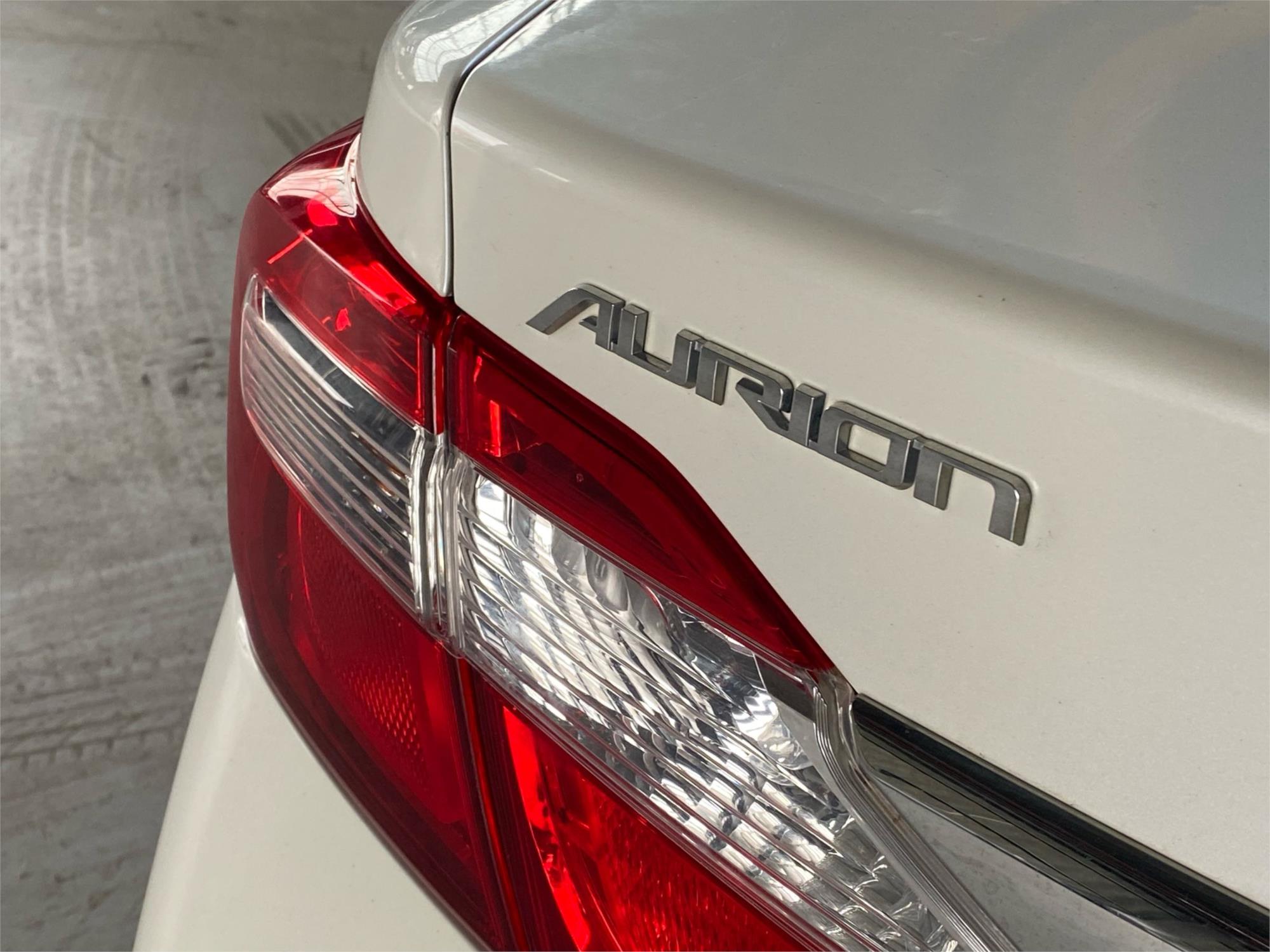 2013 TOYOTA AURION 5