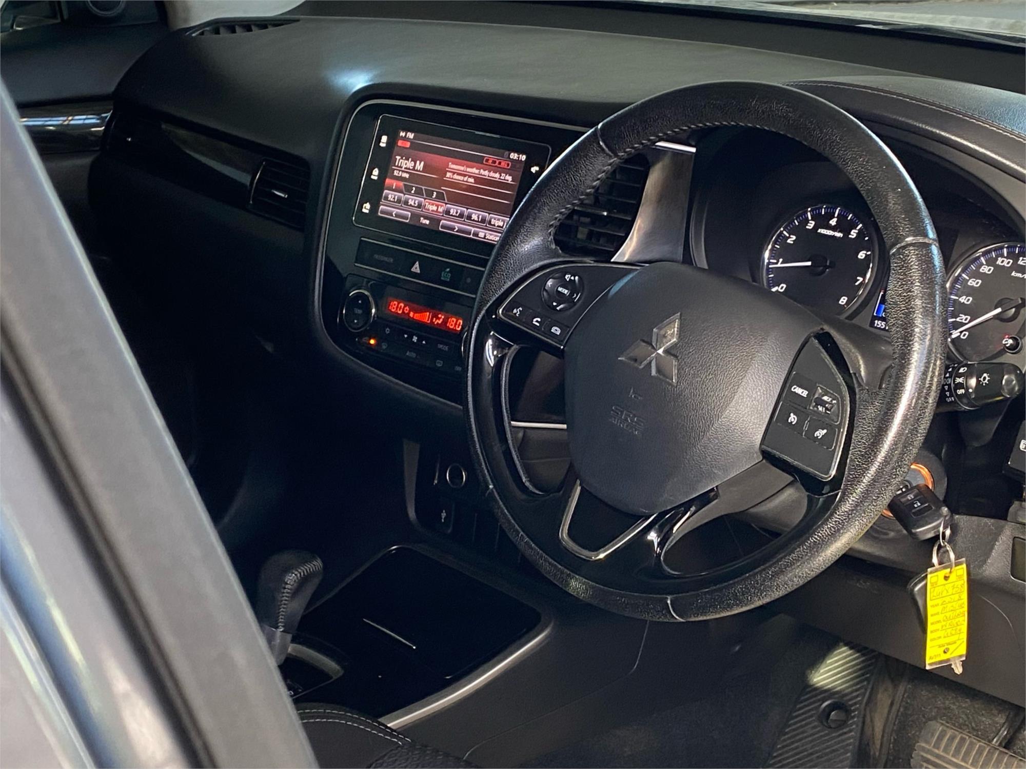 2018 MITSUBISHI OUTLANDER 16