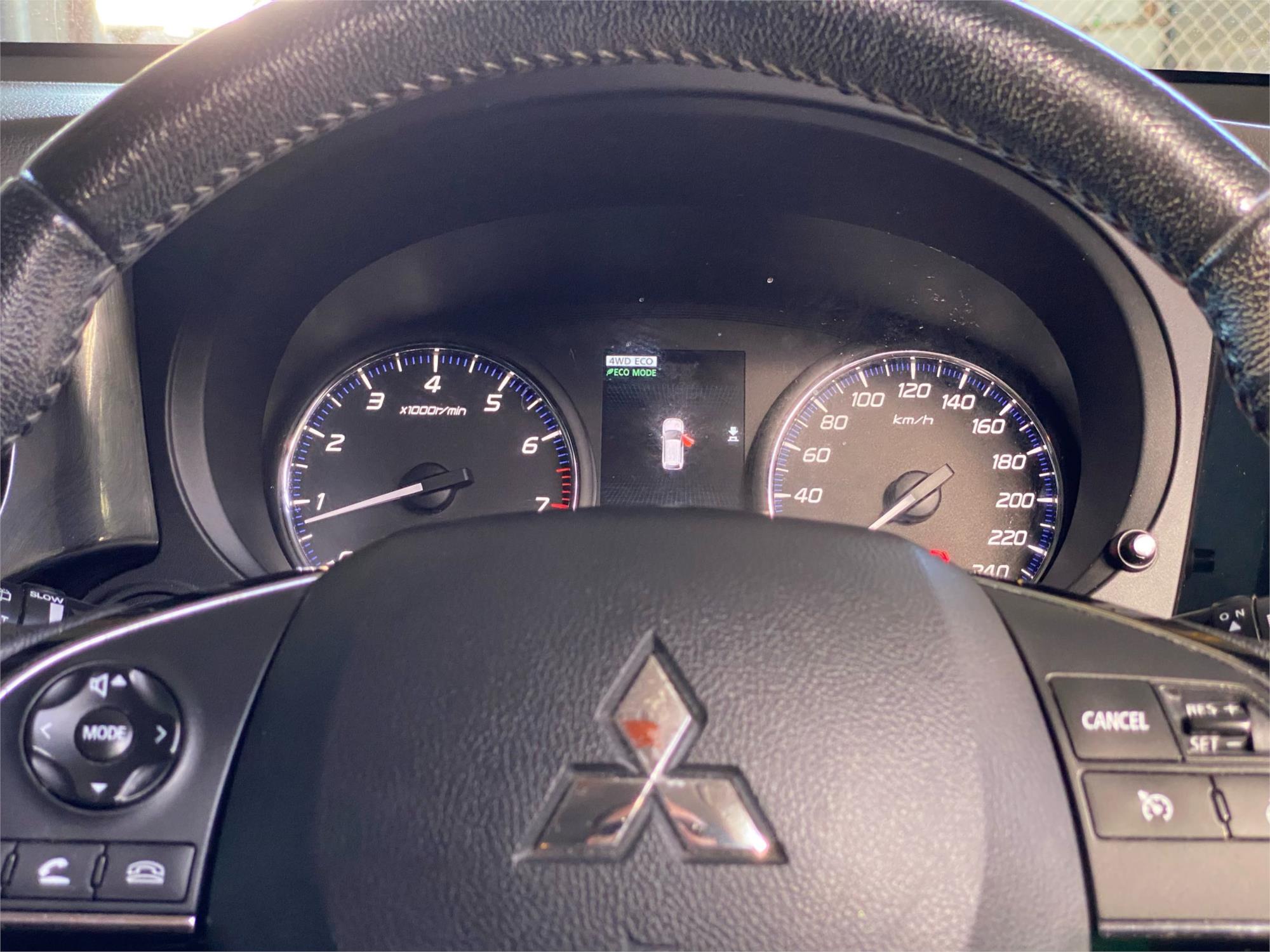 2018 MITSUBISHI OUTLANDER 17