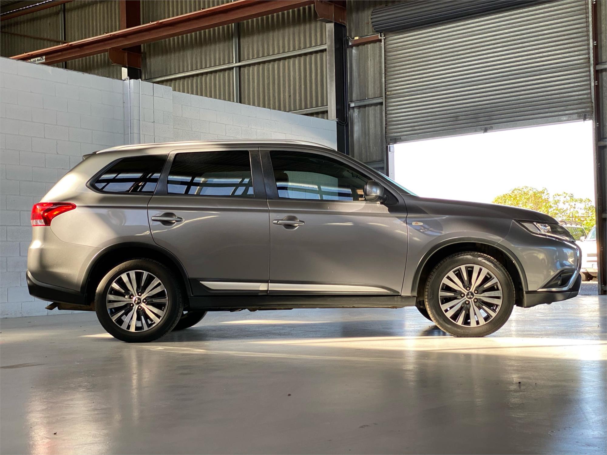 2018 MITSUBISHI OUTLANDER 3