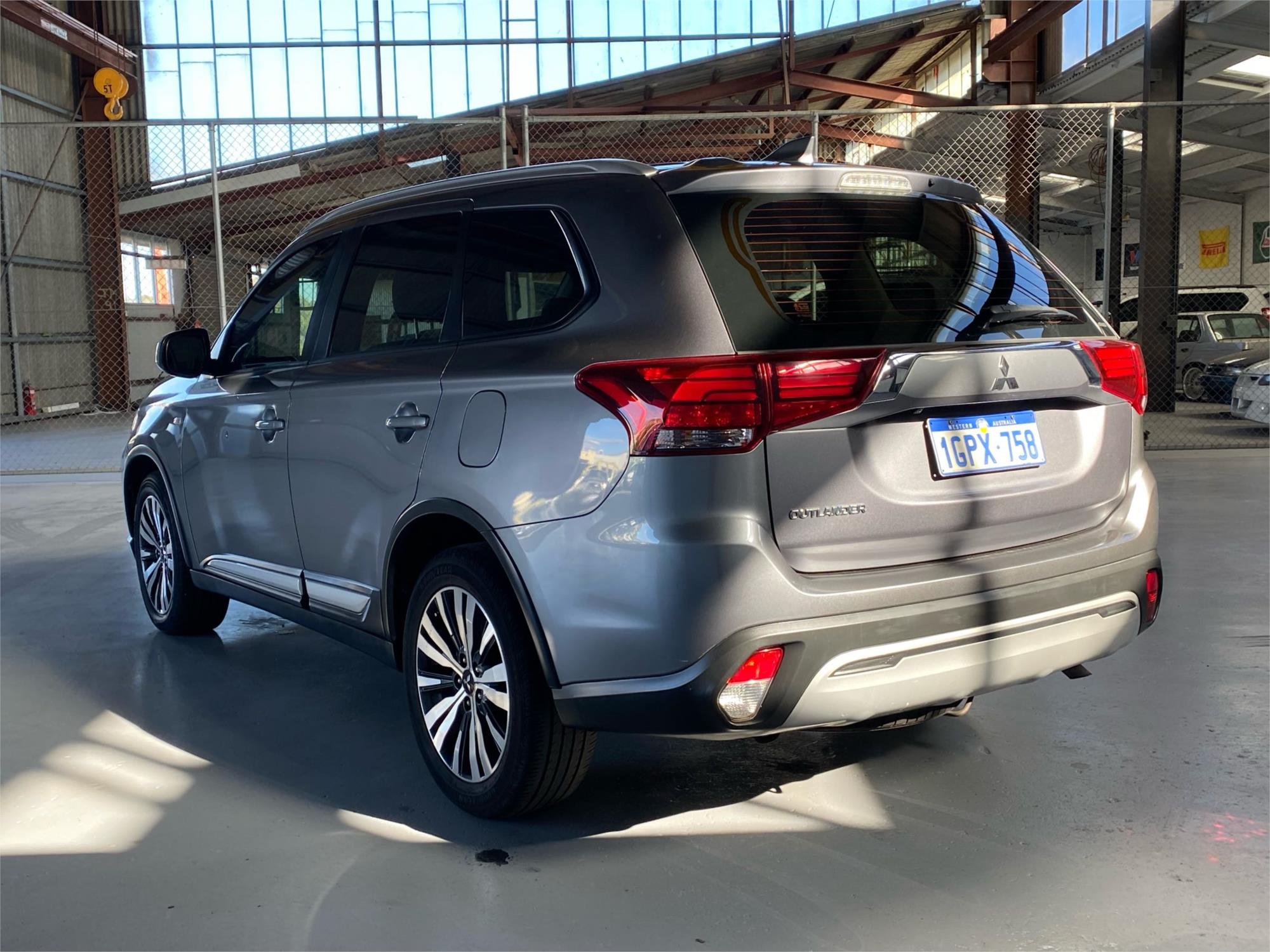 2018 MITSUBISHI OUTLANDER 6