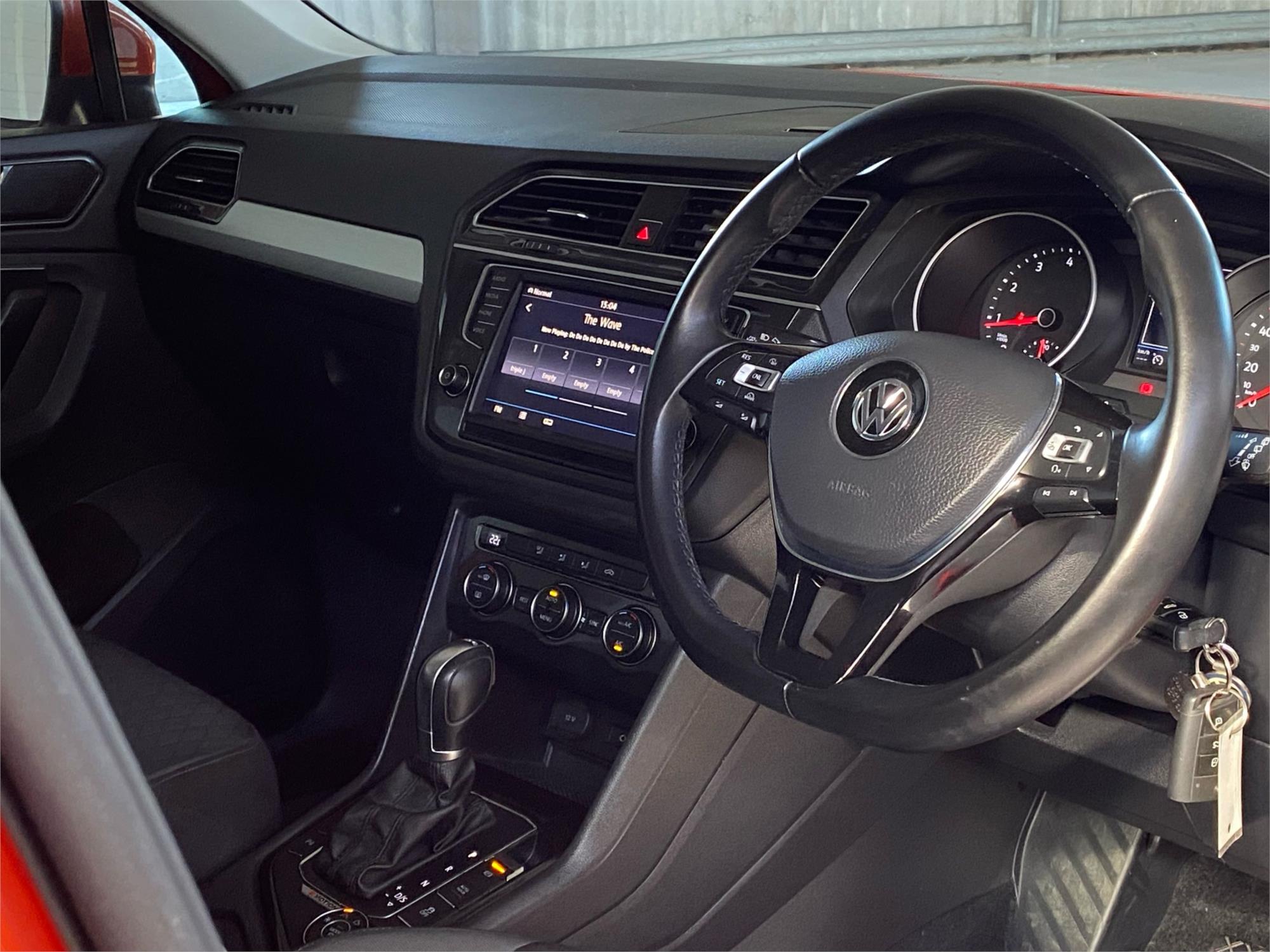 2016 VOLKSWAGEN TIGUAN 19