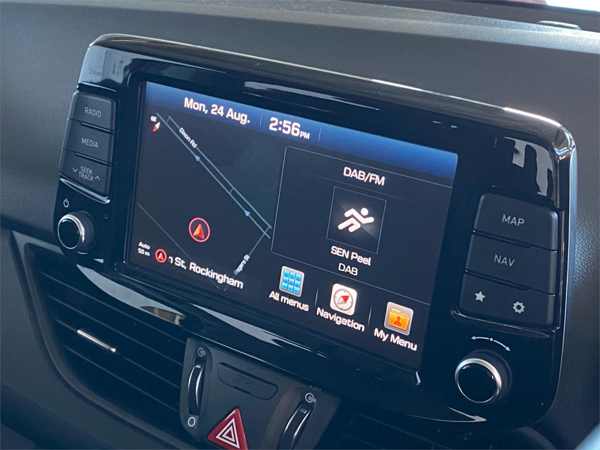 2019 HYUNDAI i30 11
