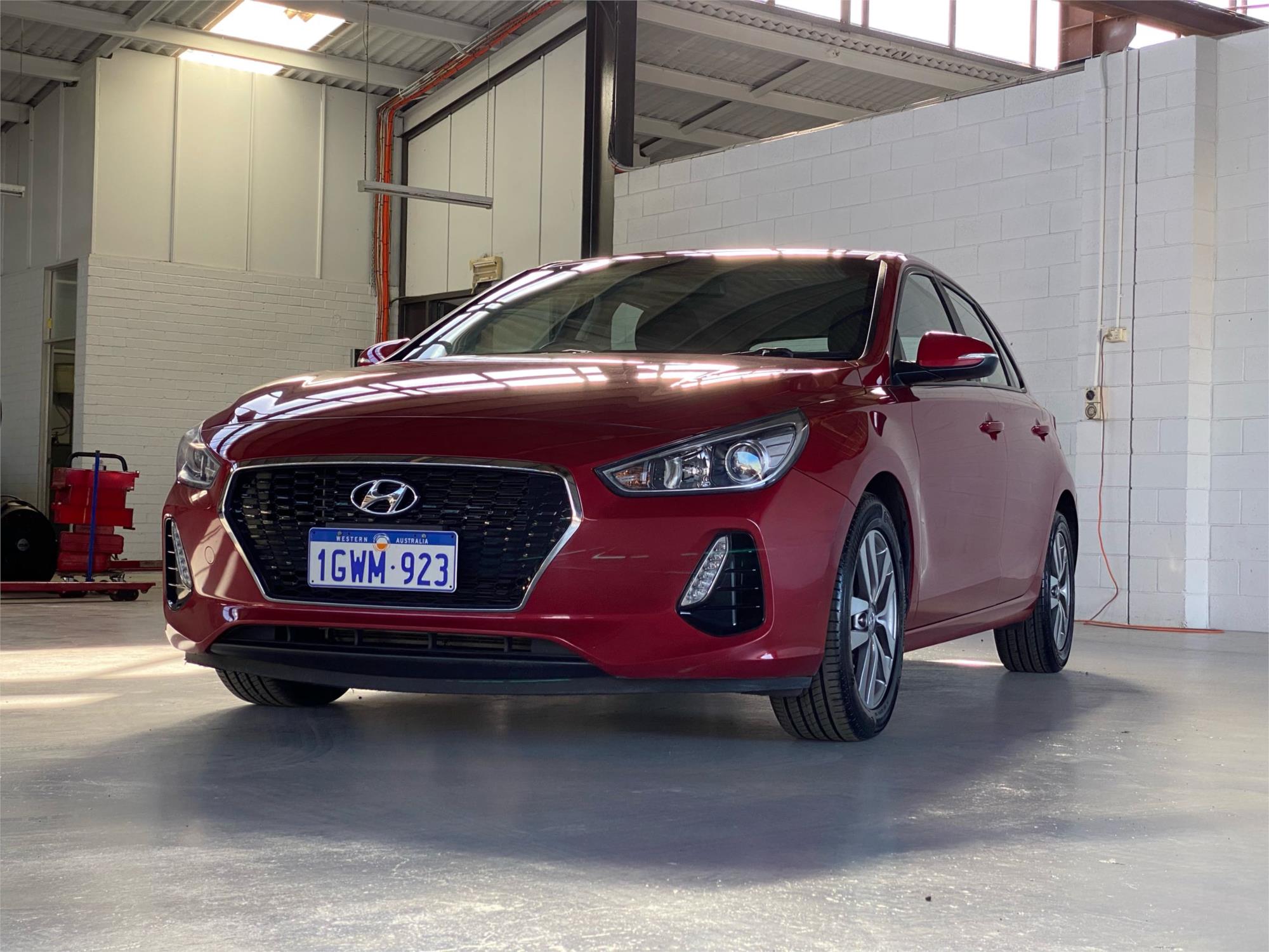 2019 HYUNDAI i30 8