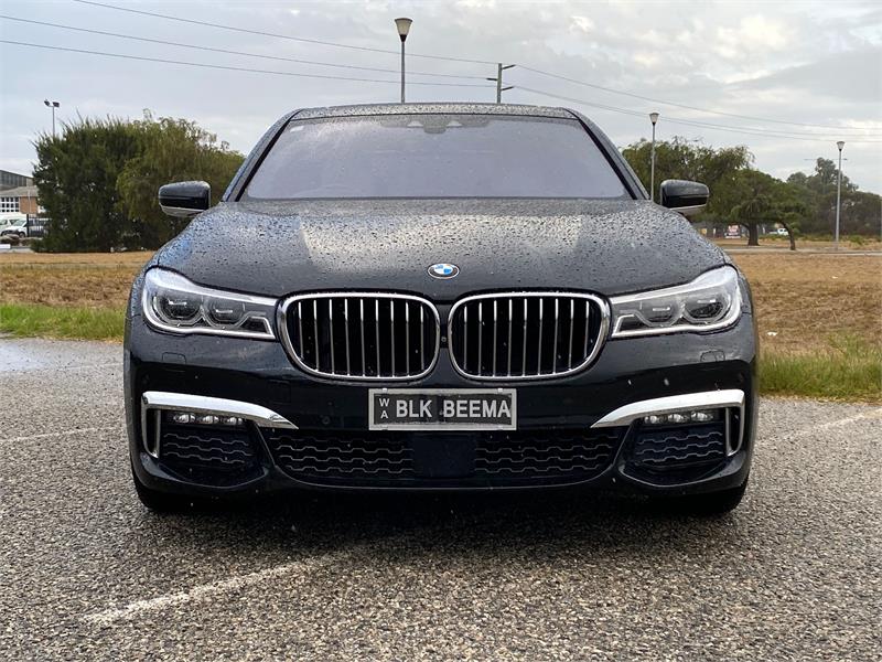 2016 BMW 7 10