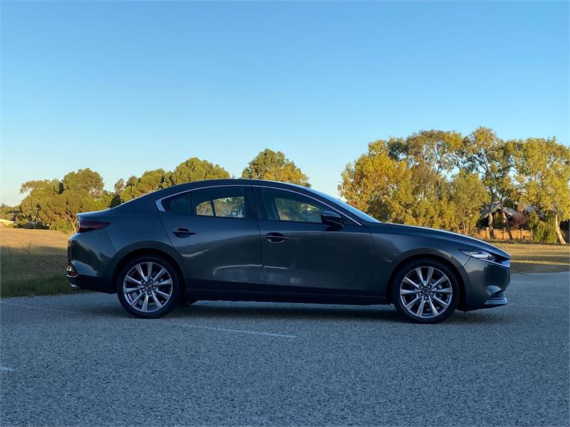 2020 MAZDA MAZDA3 3