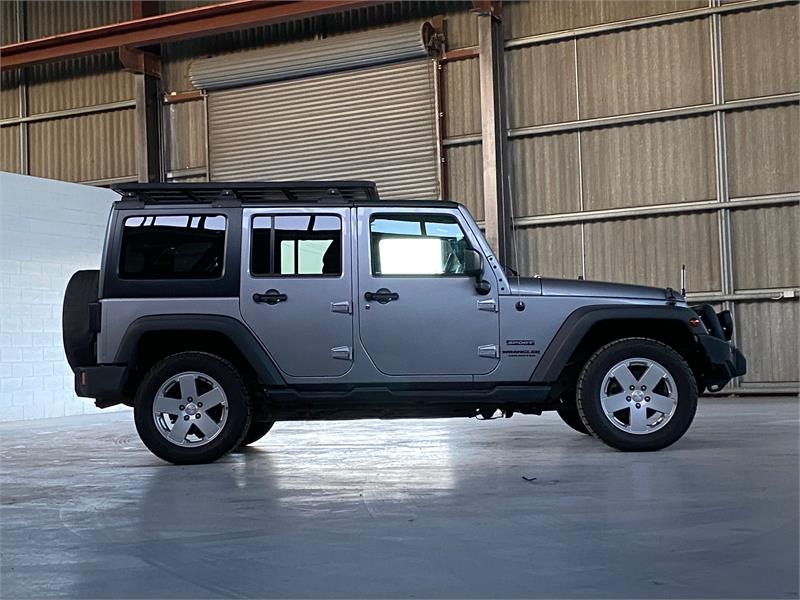 2017 JEEP WRANGLER UNLIMITED 3