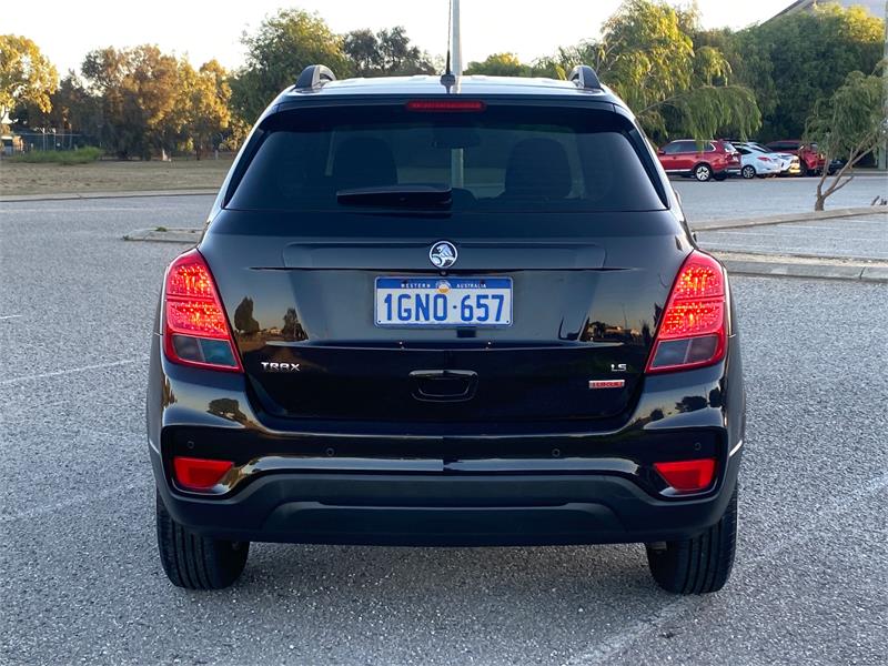 2018 HOLDEN TRAX 5