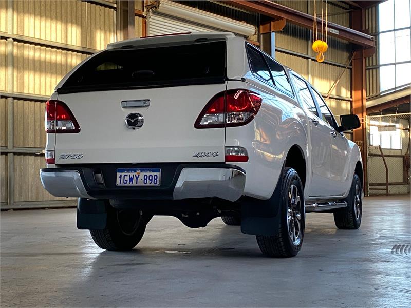 2019 MAZDA BT-50 4