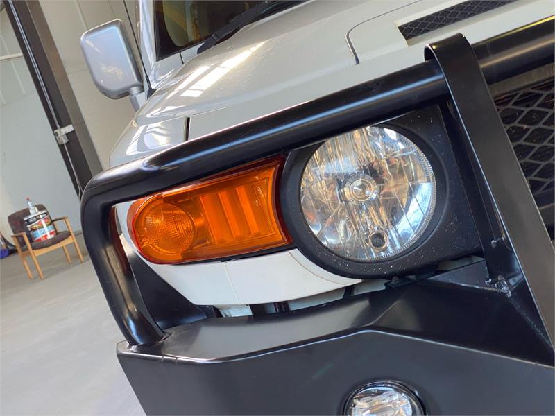 2014 TOYOTA FJ CRUISER 10