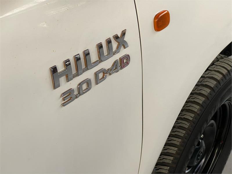 2012 TOYOTA HILUX 14