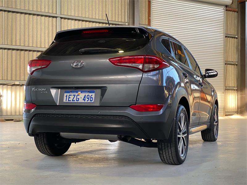 2016 HYUNDAI TUCSON 4