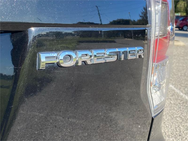 2016 SUBARU FORESTER 10