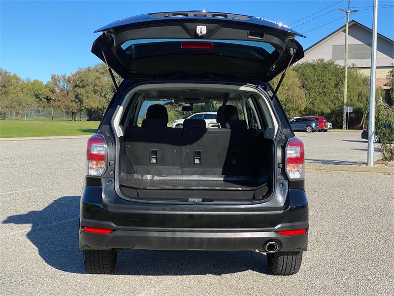 2016 SUBARU FORESTER 12