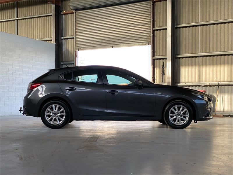 2015 MAZDA MAZDA3 3