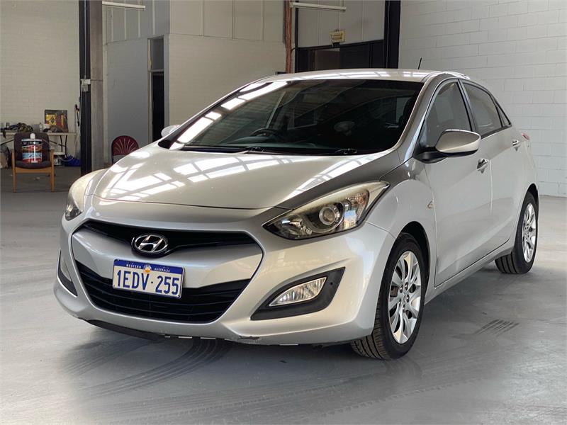 2013 HYUNDAI i30 8