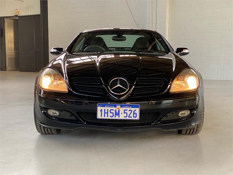 2004 MERCEDES-BENZ SLK 10