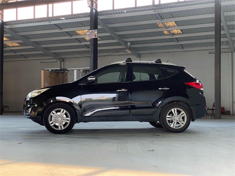 2012 HYUNDAI iX35 7