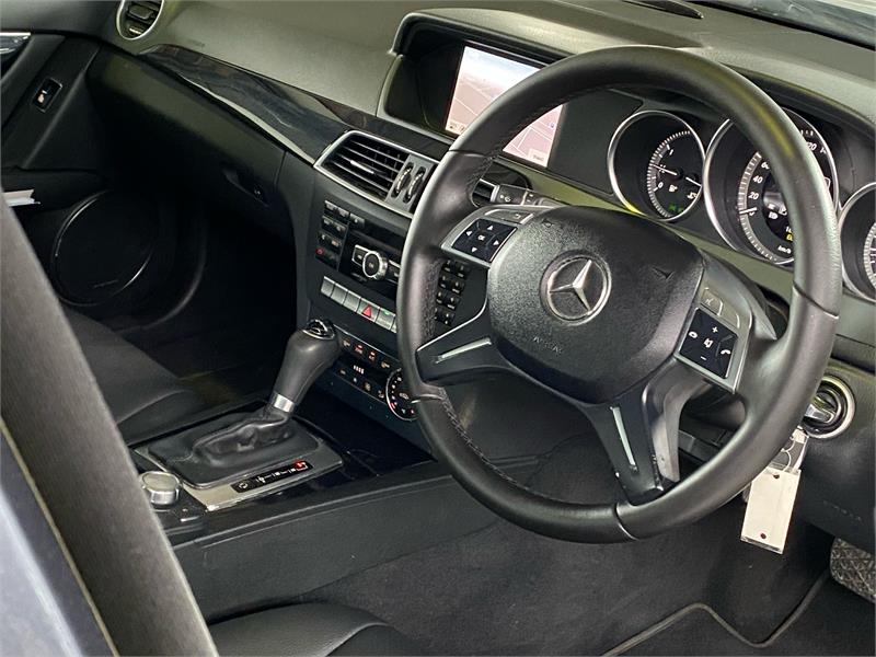 2013 MERCEDES-BENZ C200 20