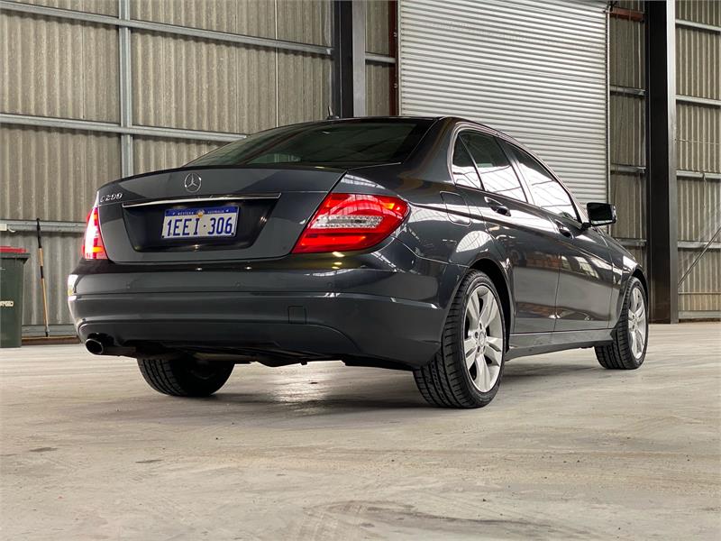 2013 MERCEDES-BENZ C200 4