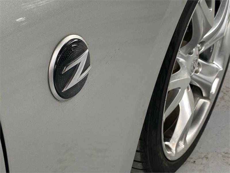 2010 NISSAN 370Z 15