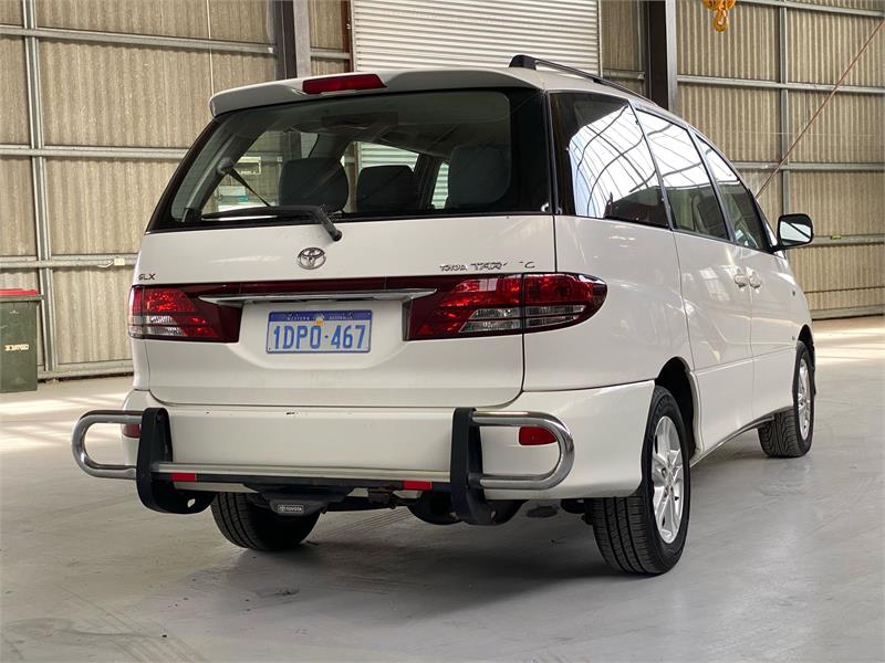 2005 TOYOTA TARAGO 4