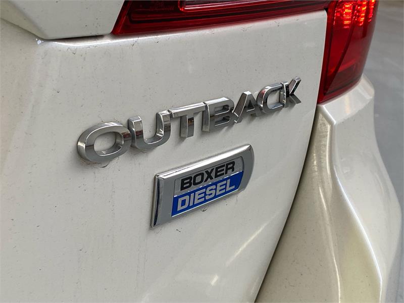 2017 SUBARU OUTBACK 15