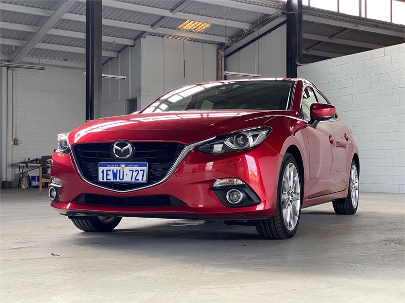 2015 MAZDA MAZDA3 8