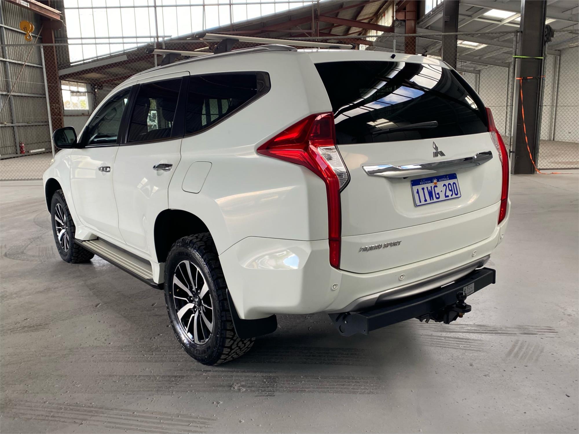 2017 MITSUBISHI PAJERO SPORT 6