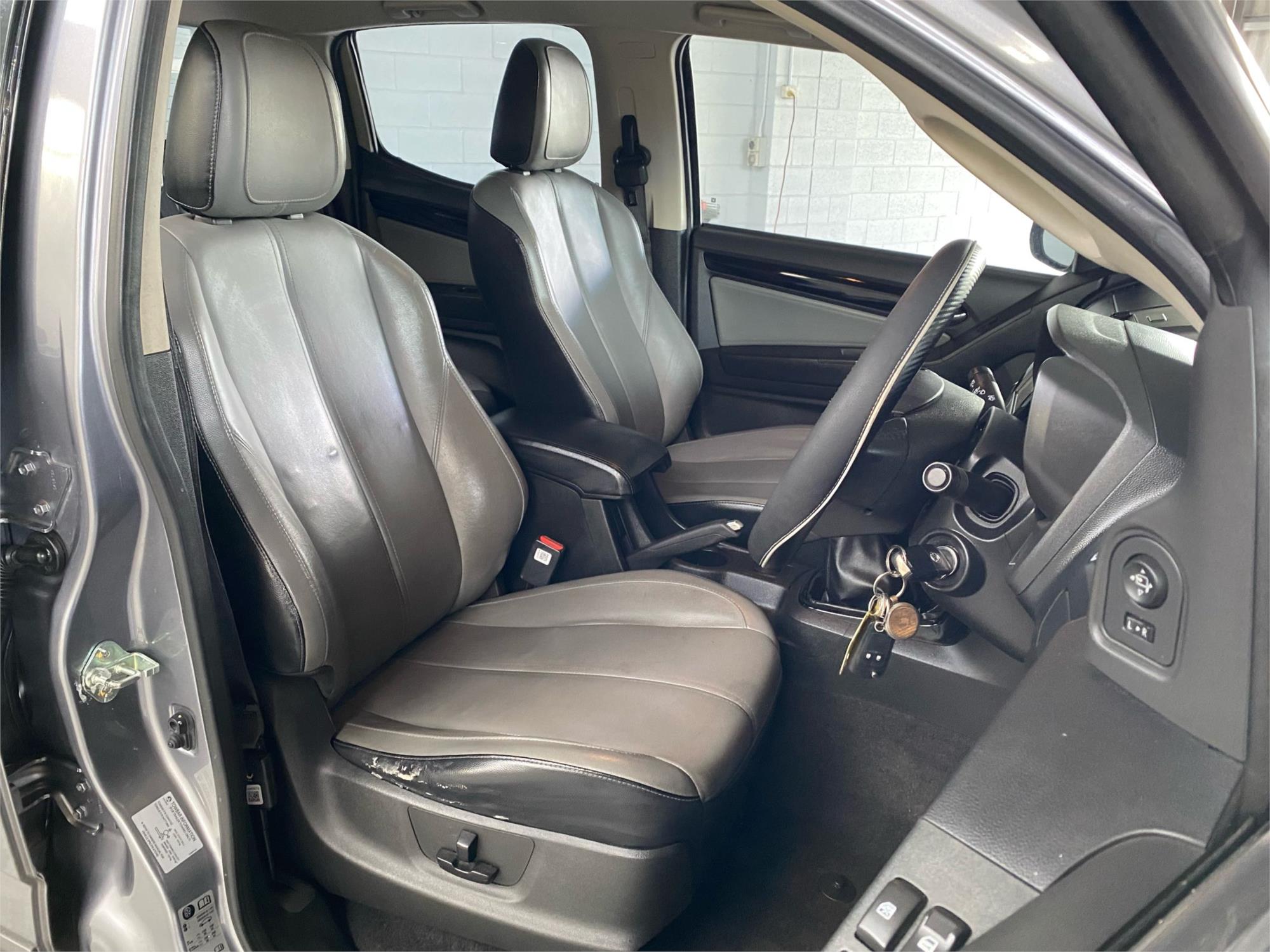 2015 HOLDEN COLORADO 21