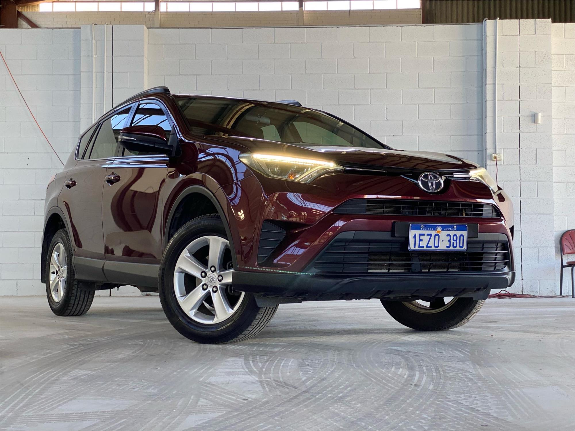 2016 TOYOTA RAV4