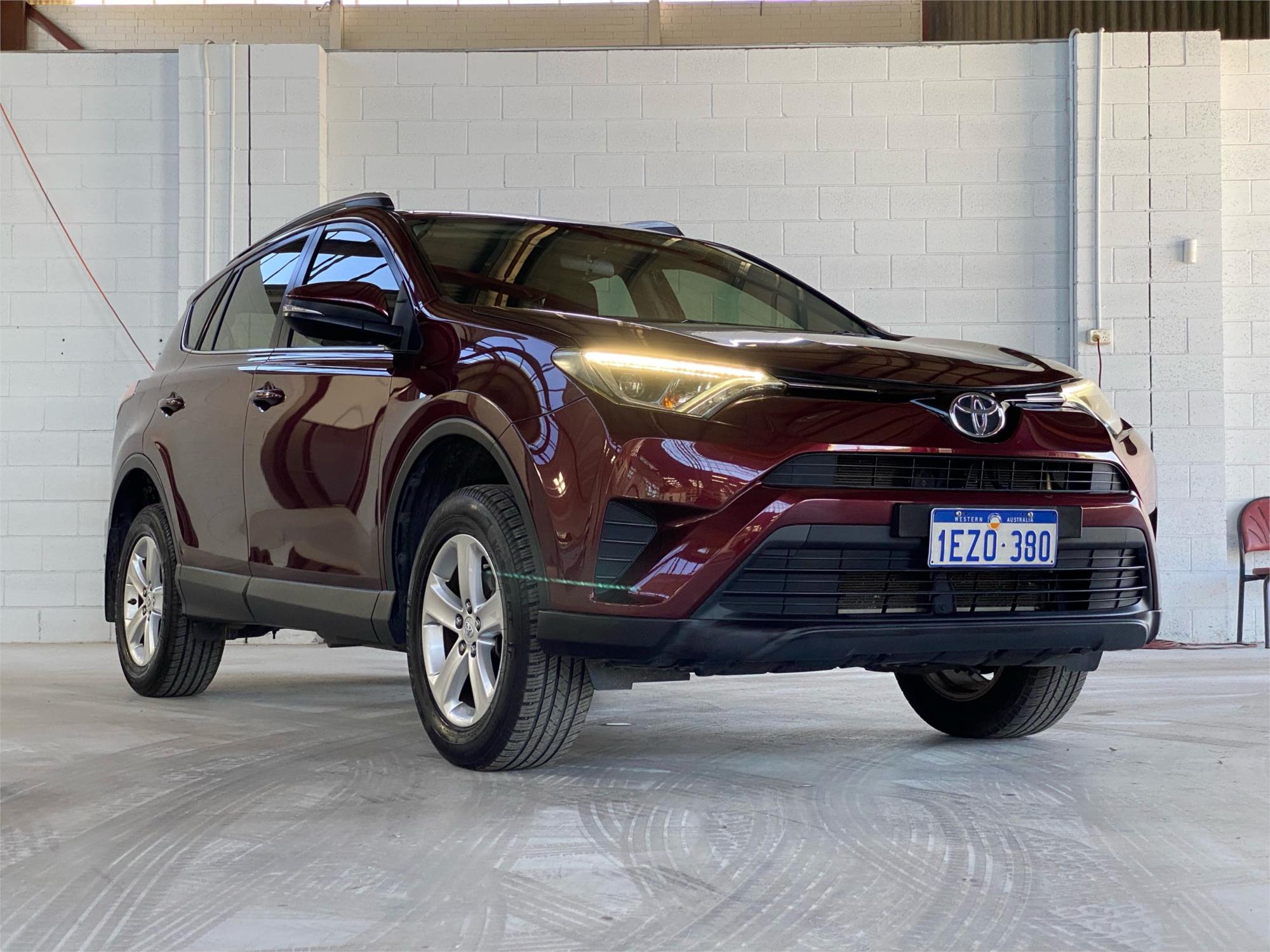 2016 TOYOTA RAV4 2