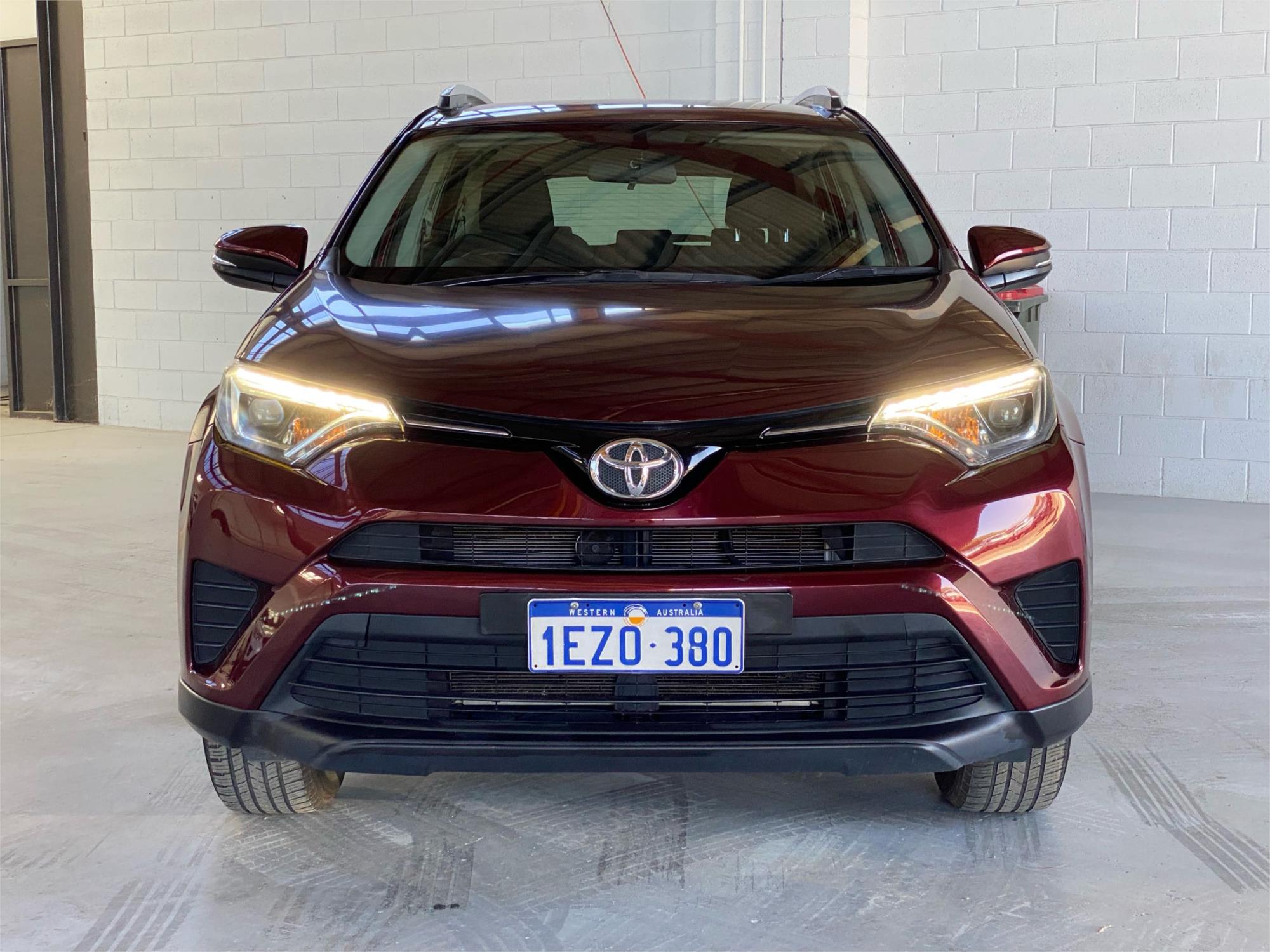 2016 TOYOTA RAV4 9