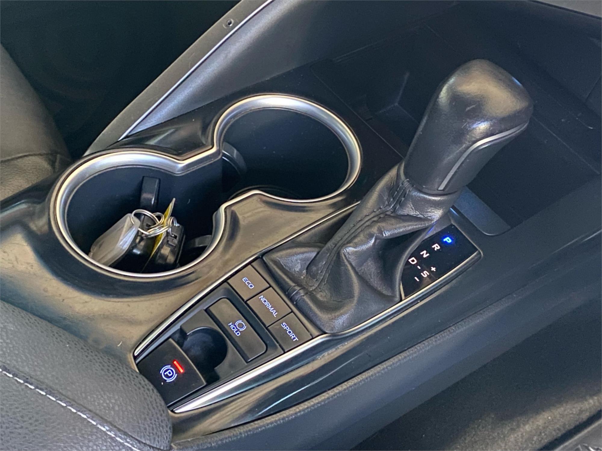 2021 TOYOTA CAMRY 23