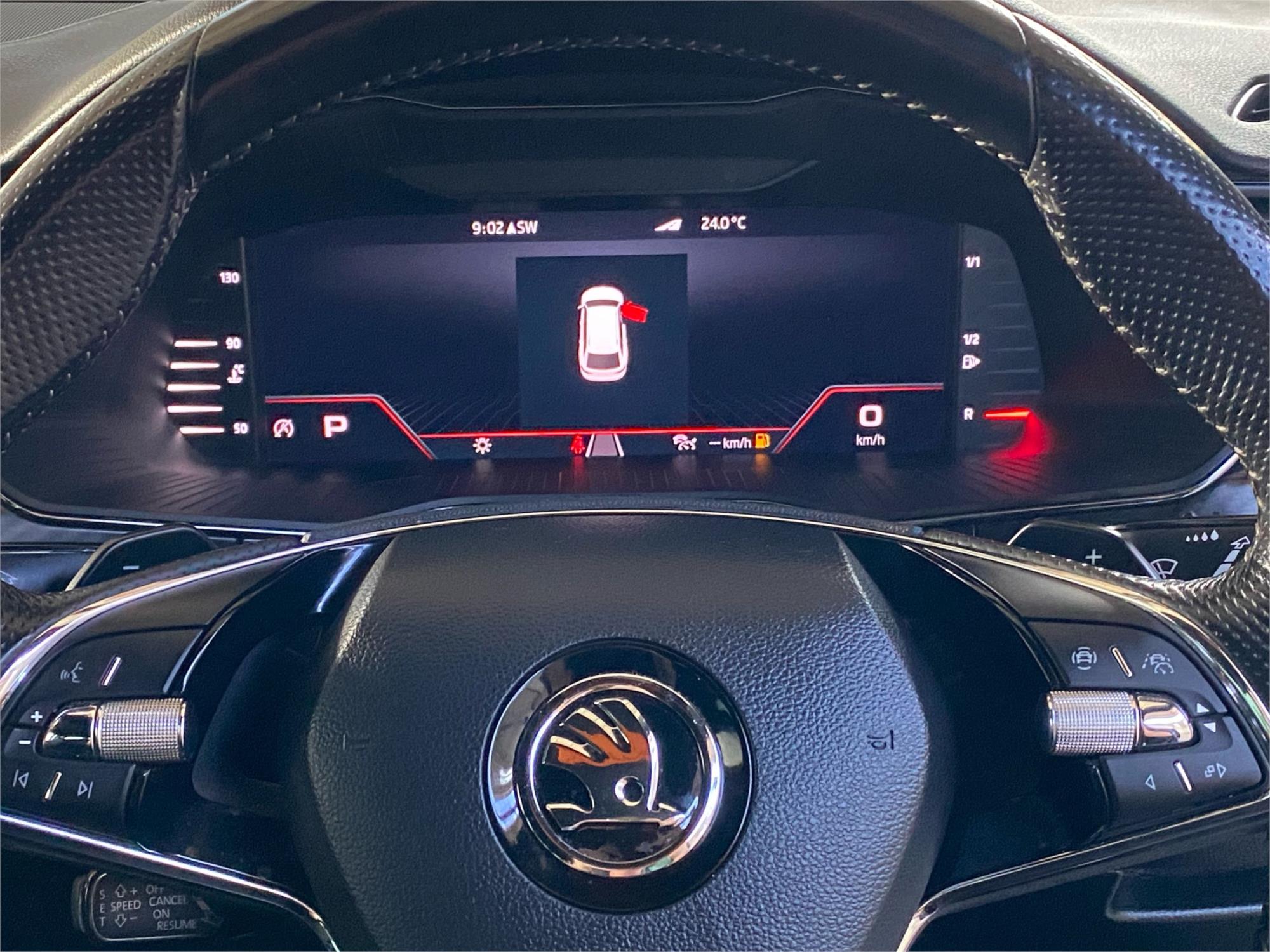 2022 SKODA SUPERB 21