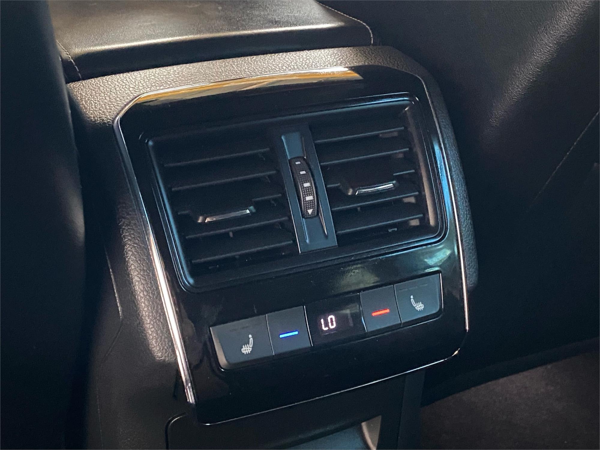 2022 SKODA SUPERB 29