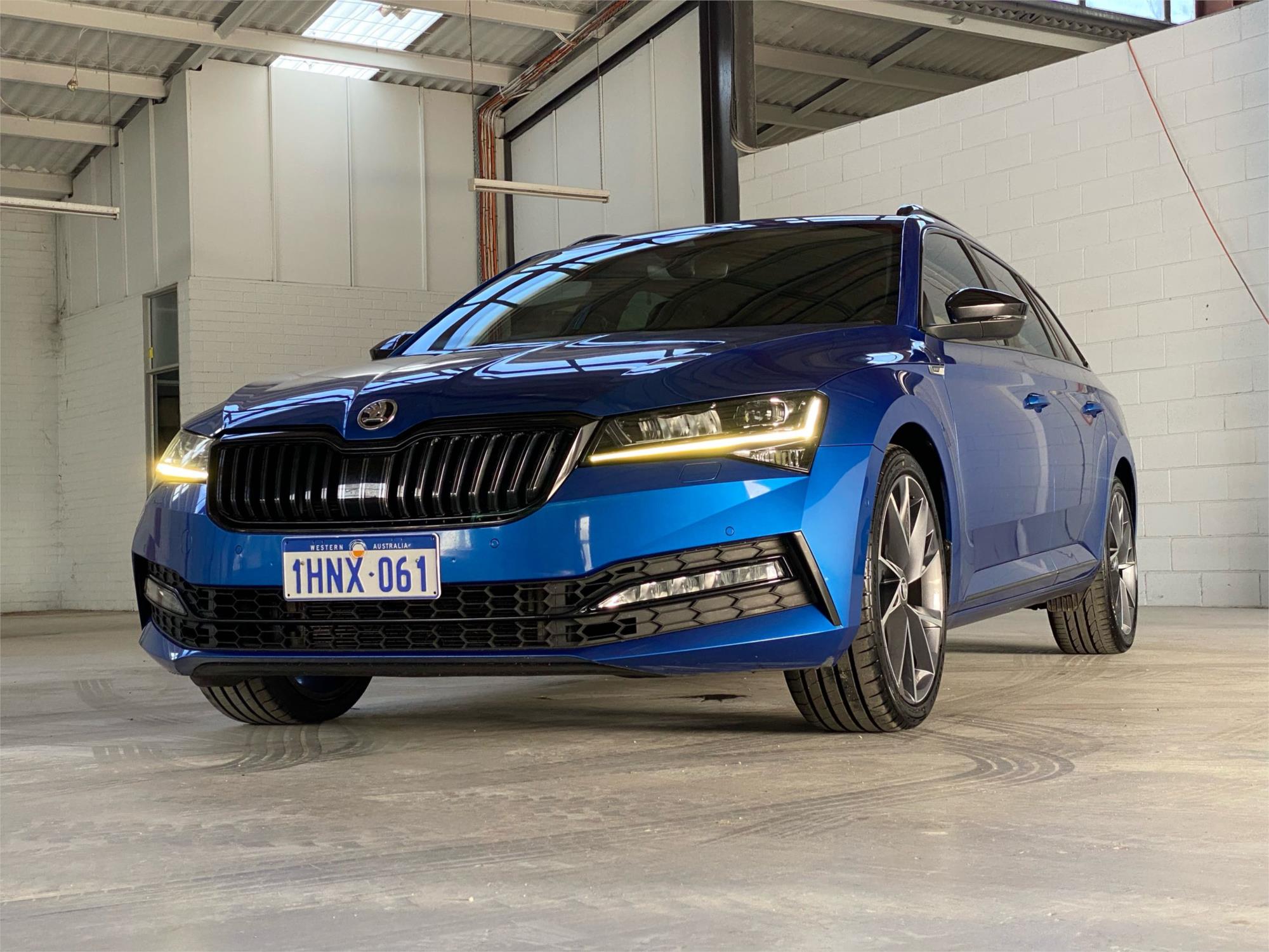 2022 SKODA SUPERB 8