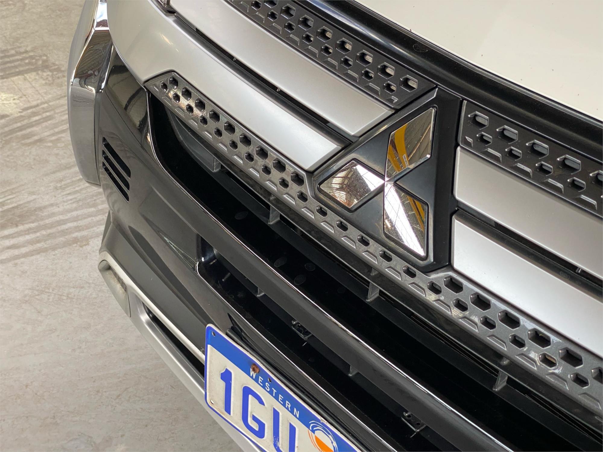 2019 MITSUBISHI OUTLANDER 10