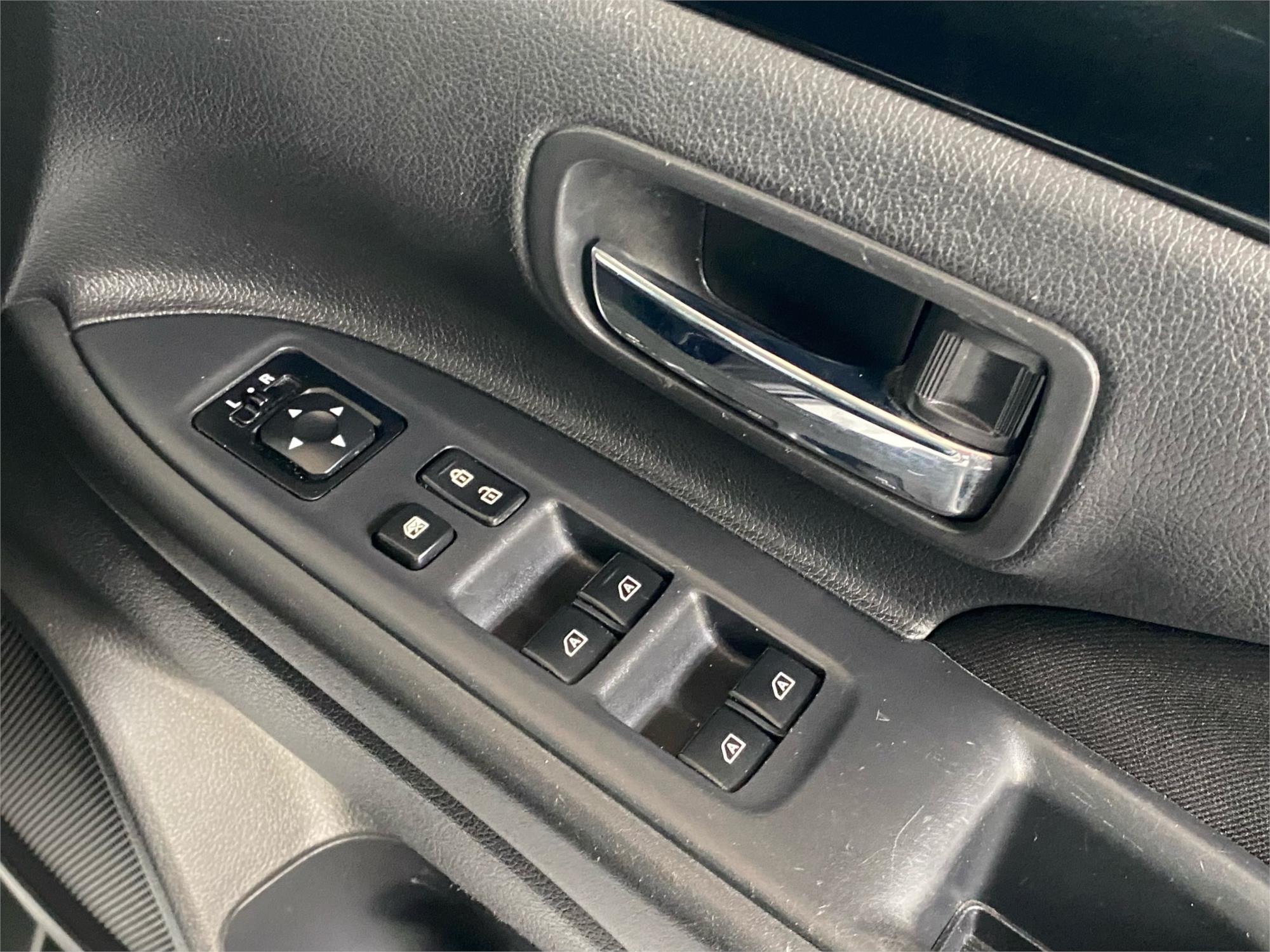 2019 MITSUBISHI OUTLANDER 16