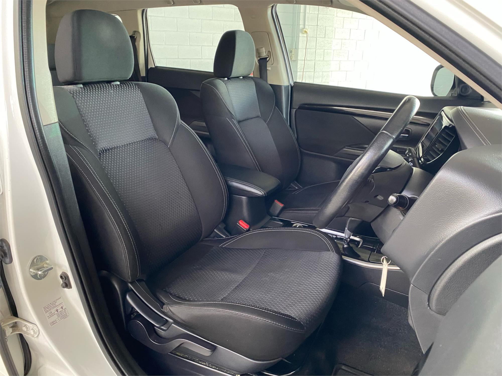 2019 MITSUBISHI OUTLANDER 21