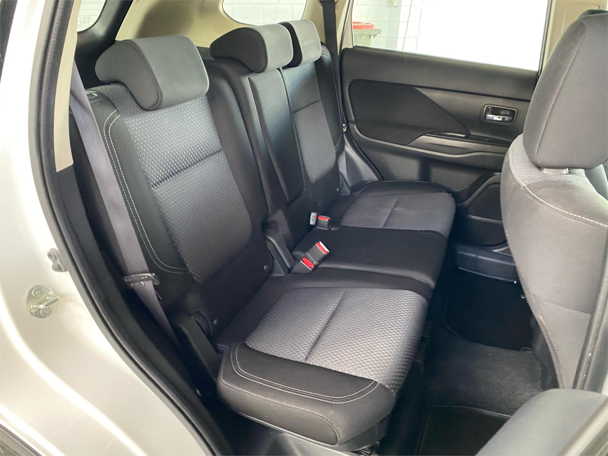 2019 MITSUBISHI OUTLANDER 22