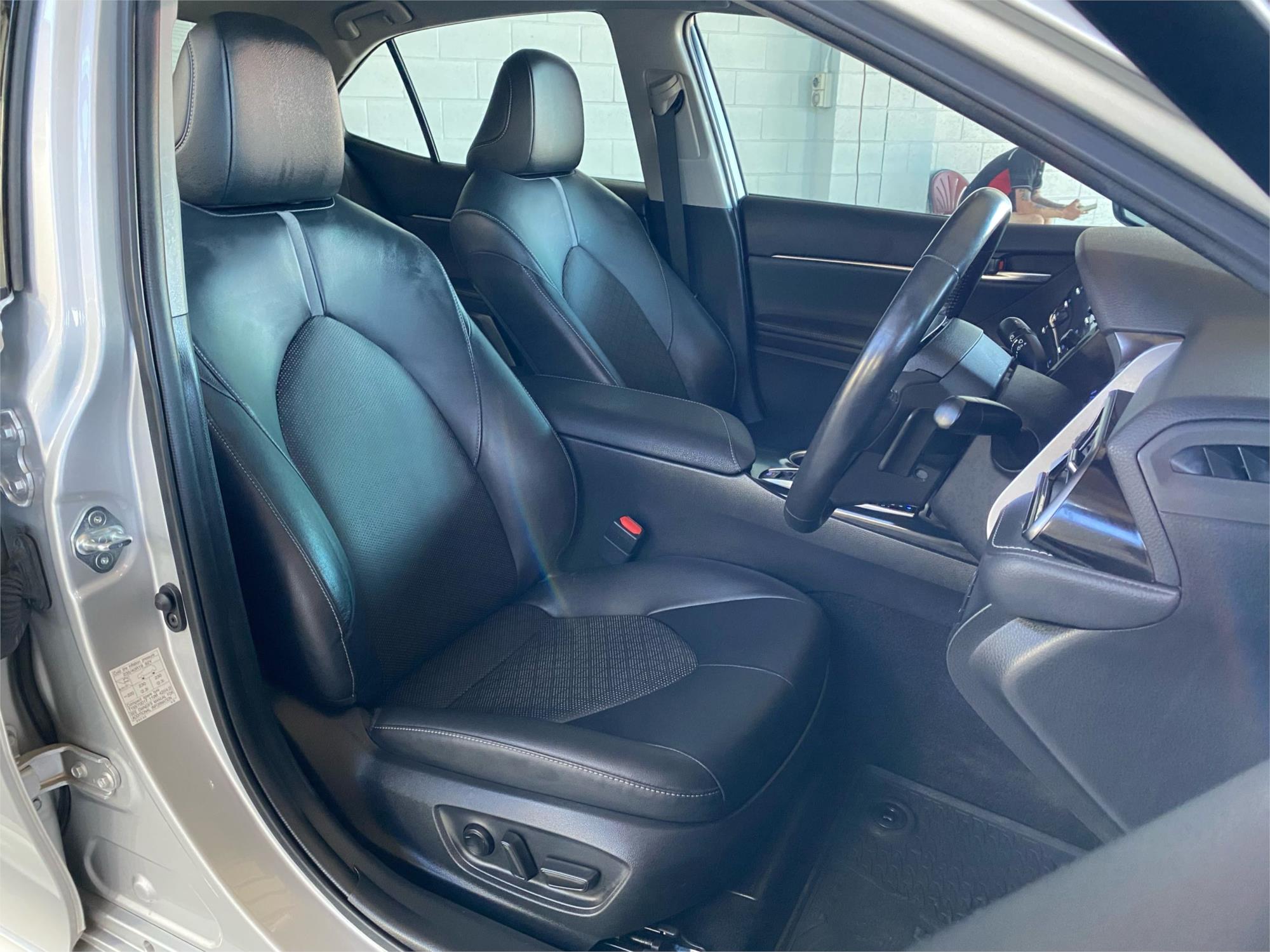 2021 TOYOTA CAMRY 21