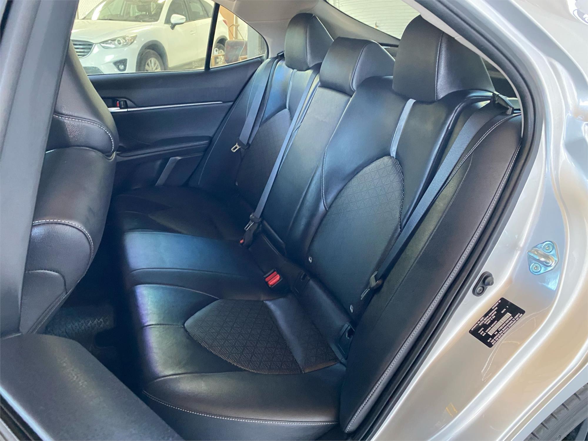 2021 TOYOTA CAMRY 24