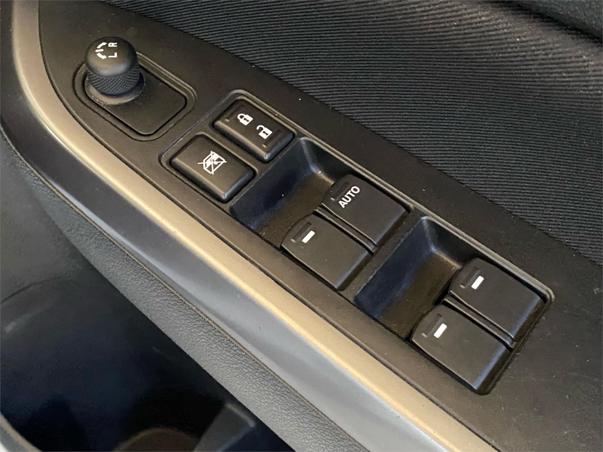 2019 SUZUKI VITARA 16