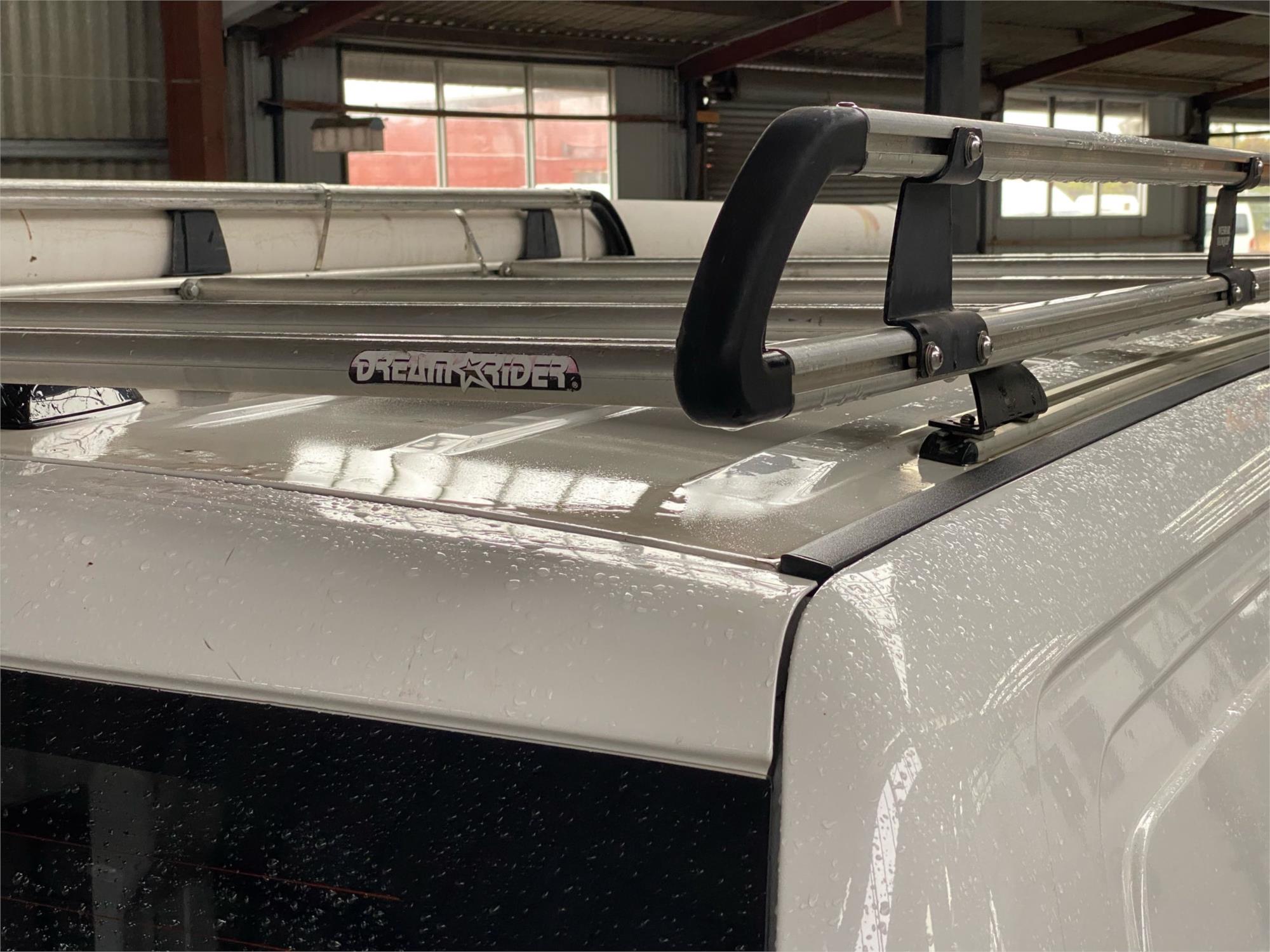 2020 HYUNDAI iLOAD 18